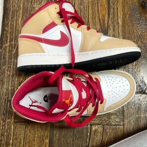 Air Jordan’s NEW size 5y